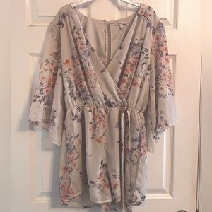 Charlotte Russe Floral Short Women’s Romper | Women’s size small |